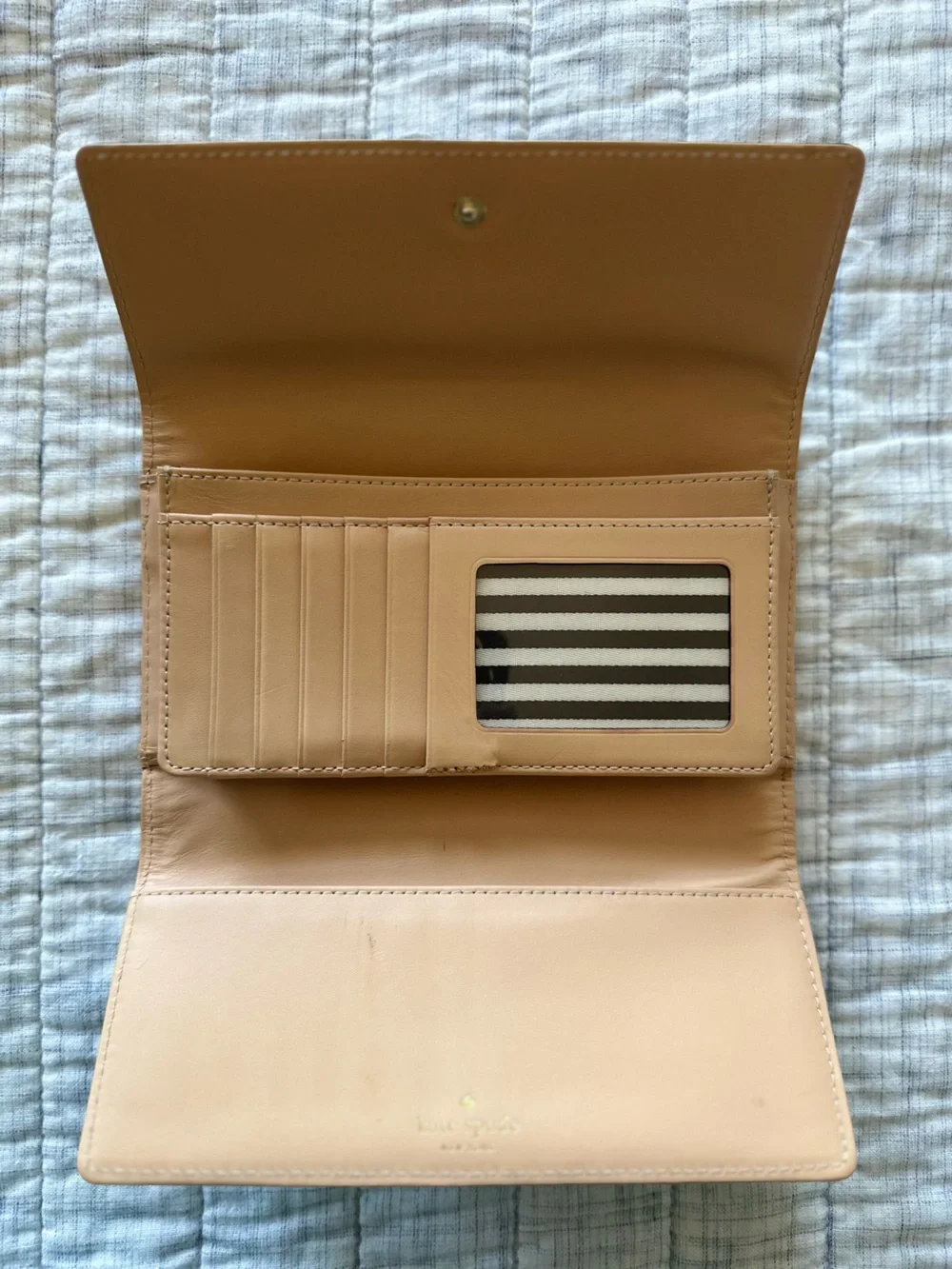 Kate Spade southport Avenue wallet
